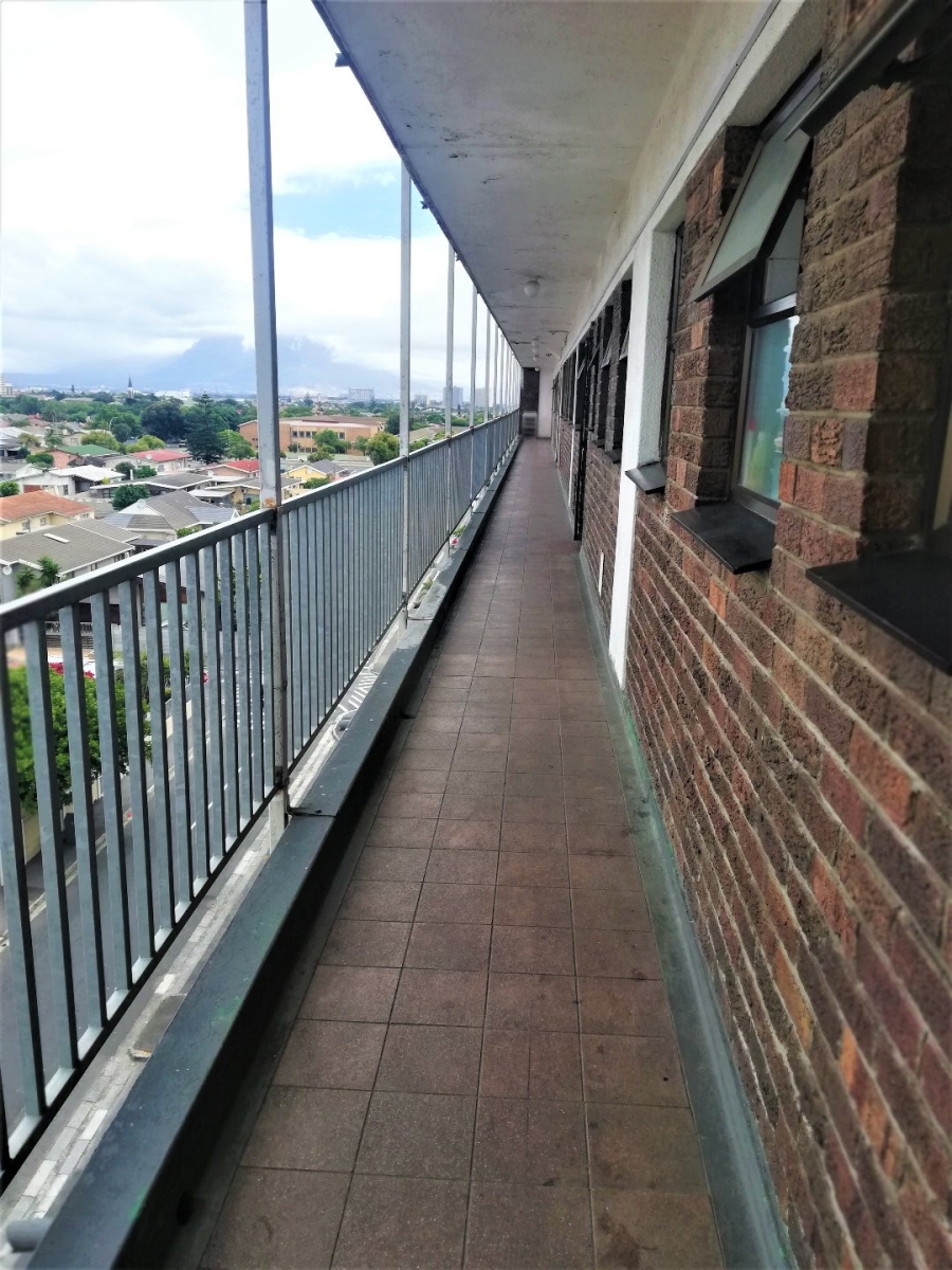 1 Bedroom Property for Sale in Churchill Estate Western Cape